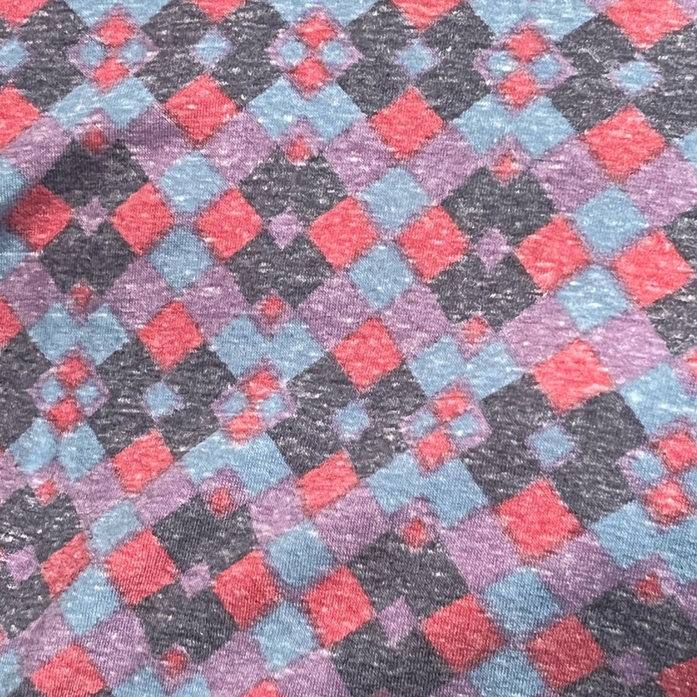 NWT- LuLaRoe Perfect tee- size xl - Picture 2 of 2